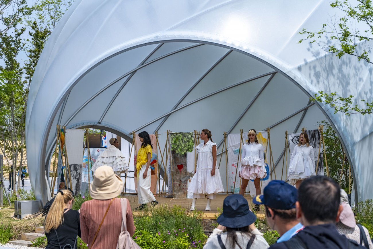 Expositie: Shady Linen