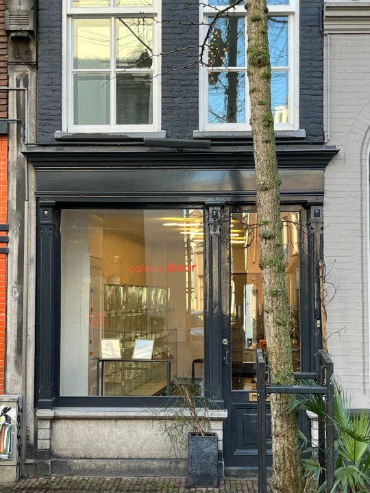 Galerie Door